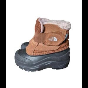 The North Face Kids Winter Boots Size 6